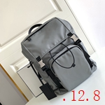 スーパーコピーブラダバッグ